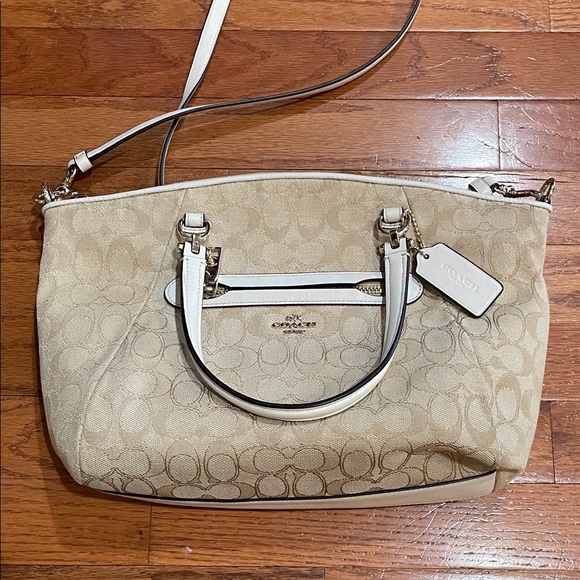 Coach Beige Signature Satchel with gold hardware EUC - Picture 5 of 10